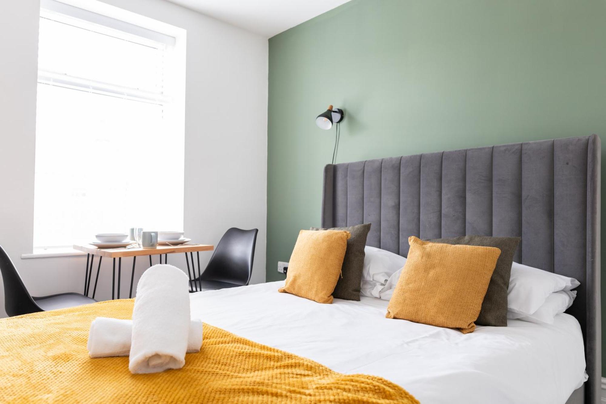 Bay City Studio Apartments Cardiff Exterior foto